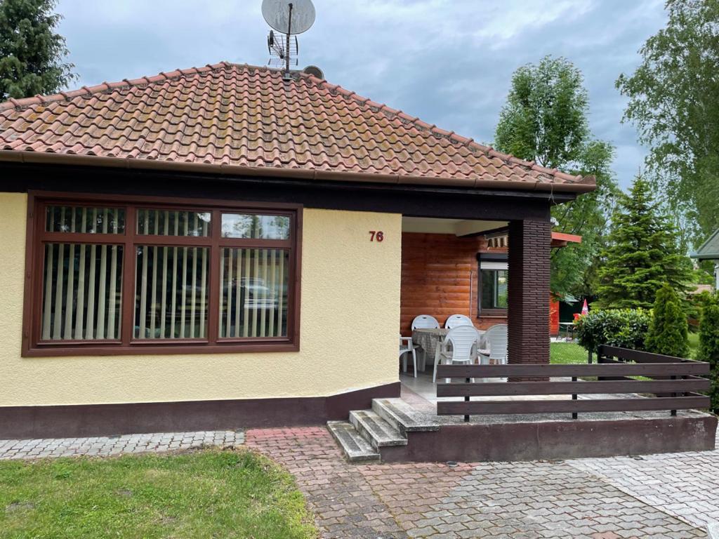 Ágnes Nyaralóház Balatonmáriafürdő Esterno foto